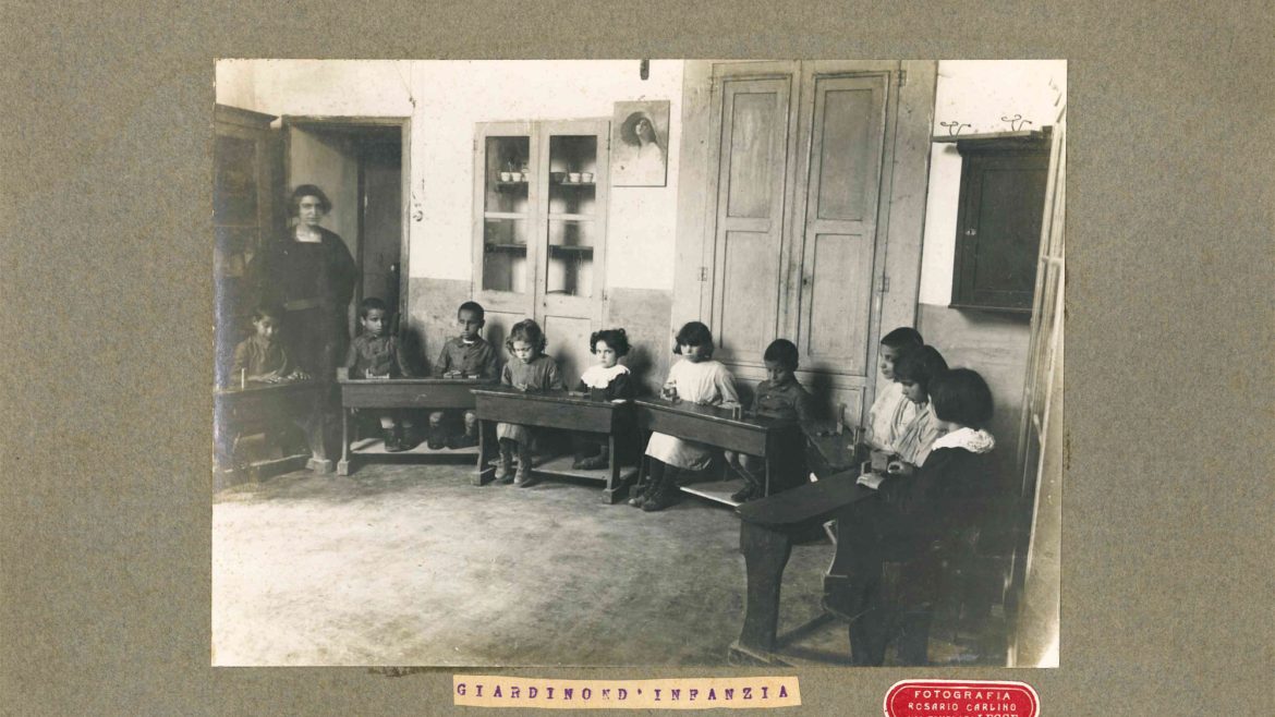 Rosario Carlino, giardino d'Infanzia, Lecce fine anni trenta. © Archivio Storico del Comune di Lecce